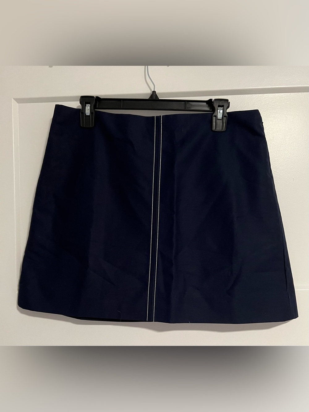 J CREW, NWT, NAVY SKORTS, SIZE 8T